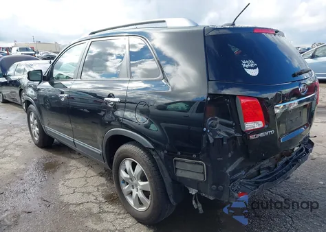 2013 Kia Sorento Lx V6 z USA, uszkodzony, nr VIN 5XYKT4A28DG348622